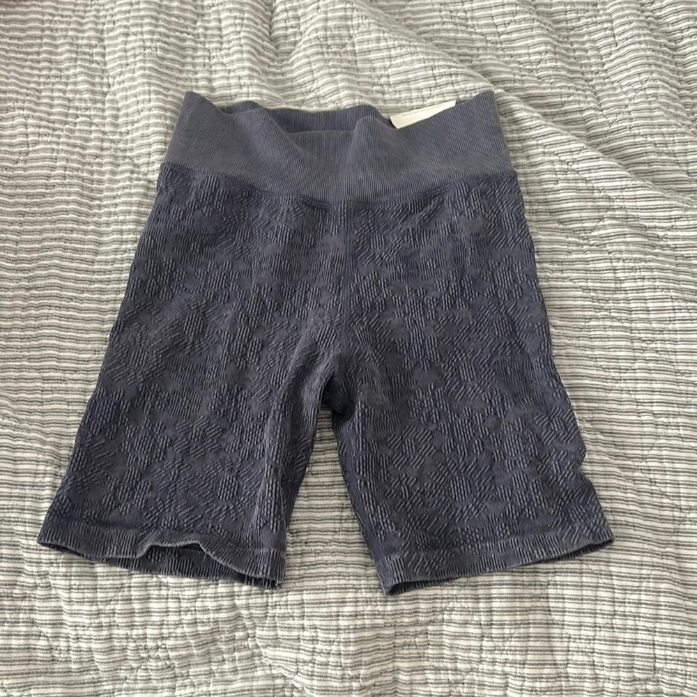 Aerie Offline Purple Biker Shorts NWT
